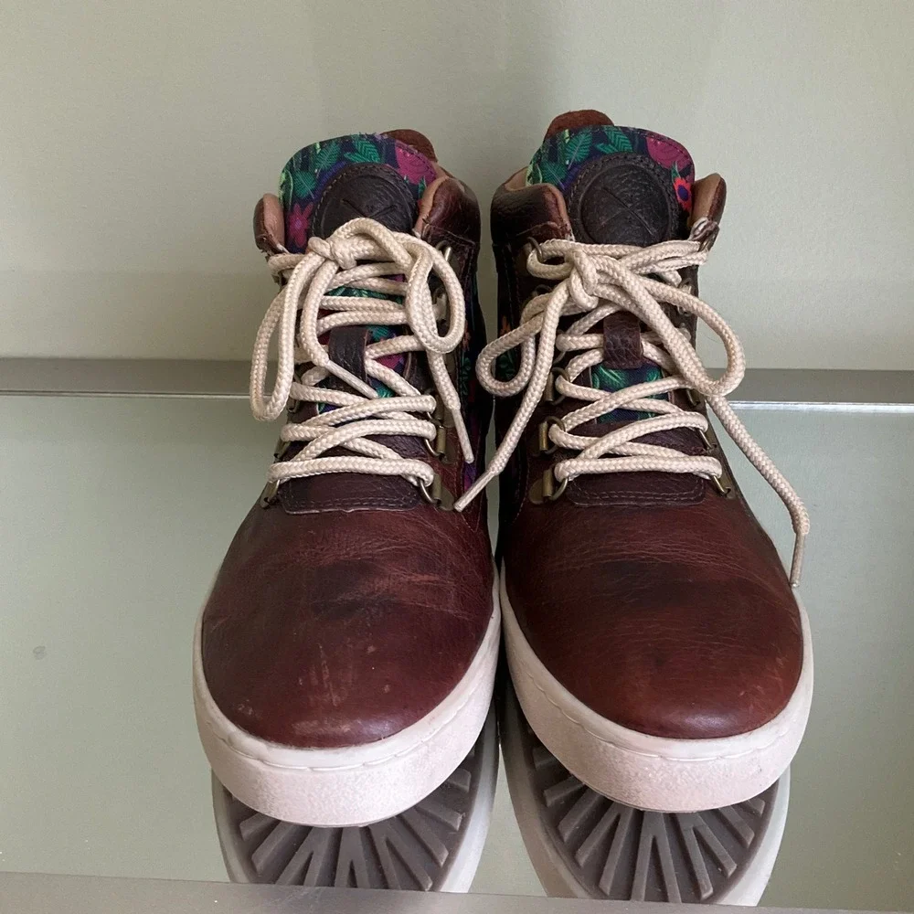 Inkkas Brown Leather Floral Cat Print High Top Sneakers Boots Womens 10 Mens 8
